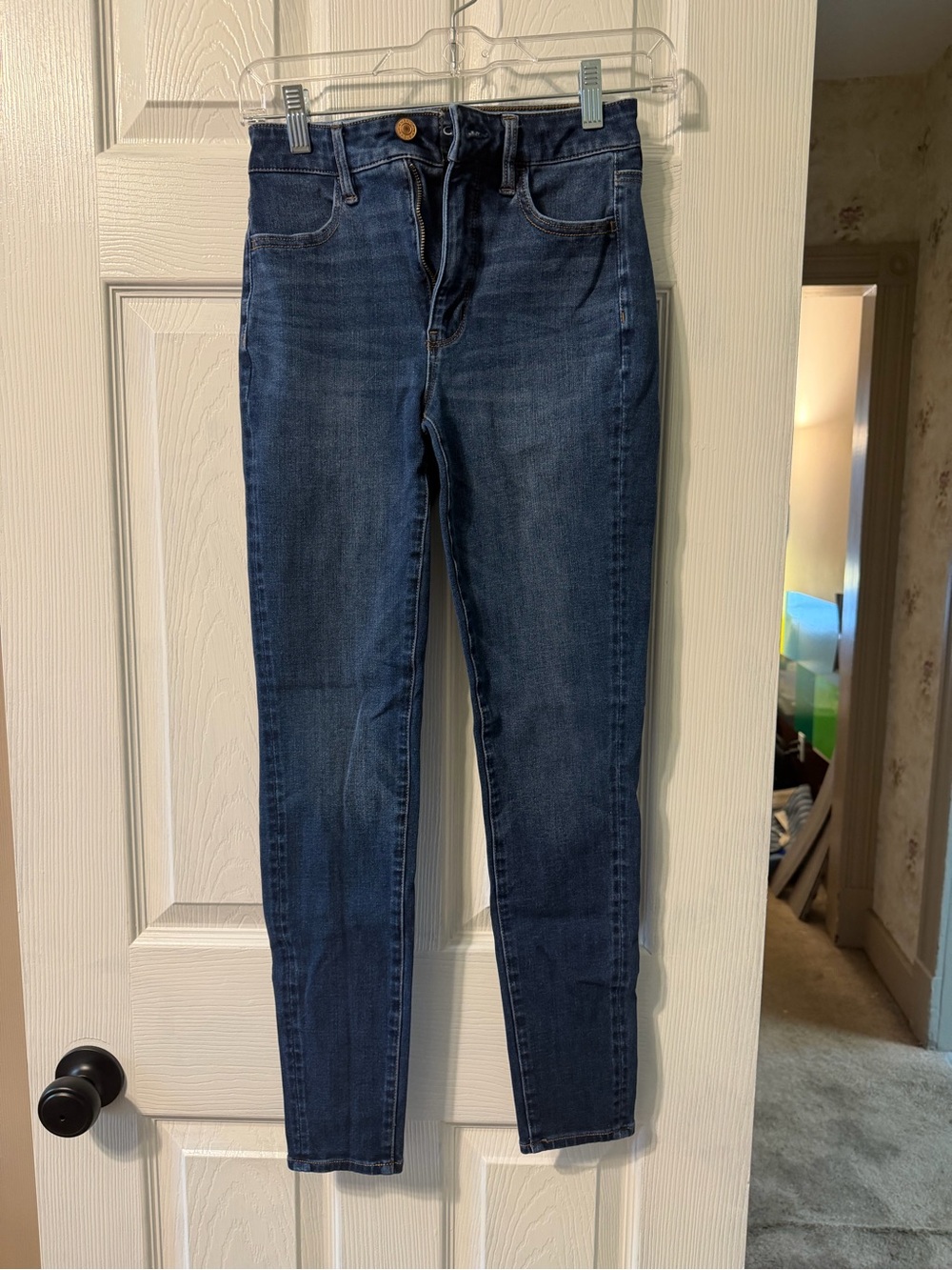 American Eagle Outfitters Skinny Jeans in Dark Blue Wash